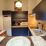 Апартаменты Charming T3 With Terrace In *